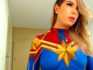 Captain Marvel Xxx porno en volwassen videos in hoge kwaliteit op ...
