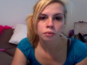 Aletta Ocean fickt hart mit ihrem Nachbarn Aletta Ocean fickt hart mit ihrem Nachbarn