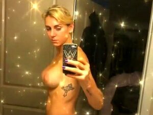 Nackt  Charlotte Flair WWE: Charlotte