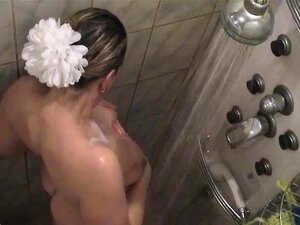 Moms Spy porn & sex videos in high quality at RunPorn.com