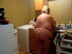 Mom Doing Housework Naked Hd Vid